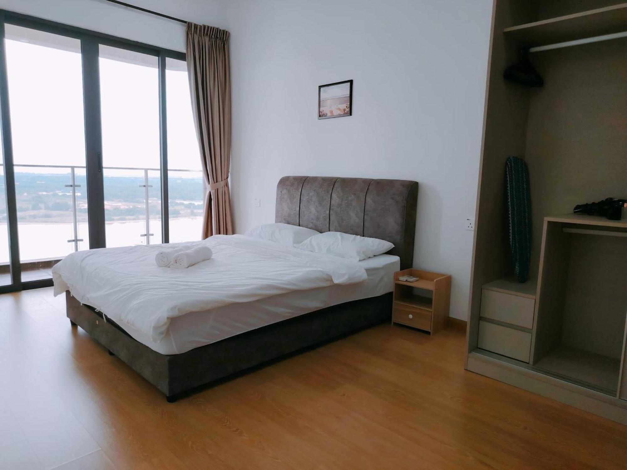 Danga Bay Seaview Johor Bahru By One 9 Place Екстериор снимка
